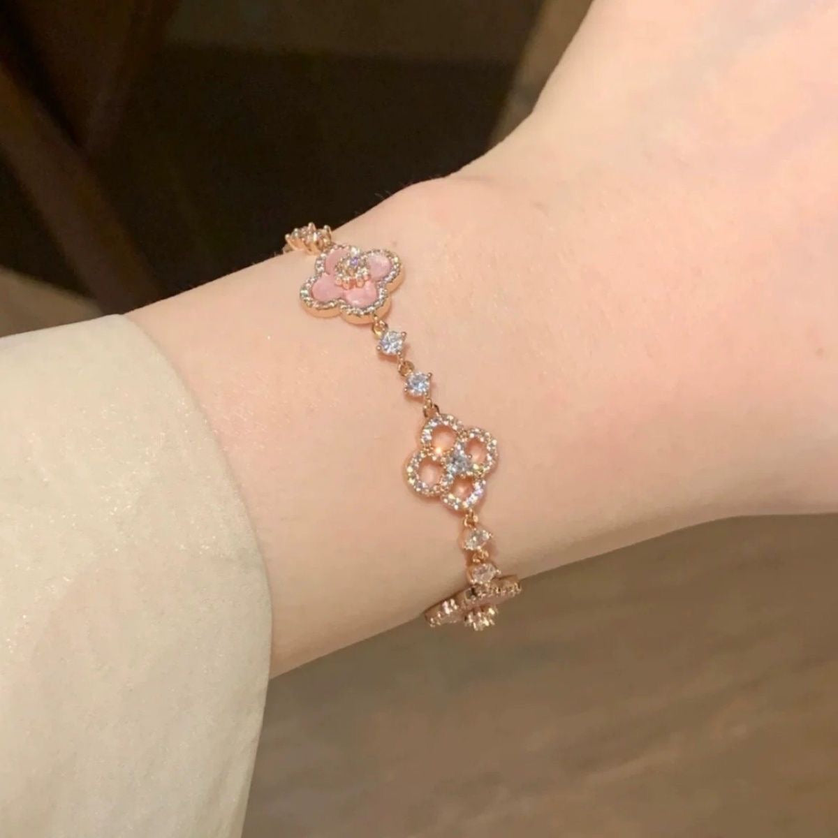 Romantic Pink Mother of Pearl Clover Bracelet